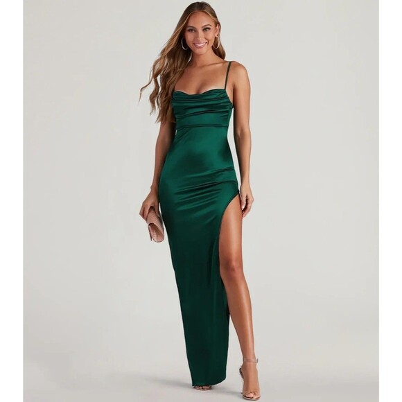 Windsor Dresses & Skirts - Windsor Lola High Slit Satin Formal Evening Gown Emerald Hunter Green Medium